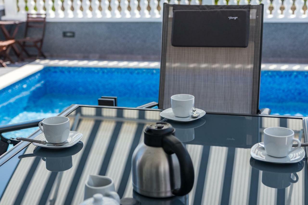 Andriano Apartment Медулин Екстериор снимка