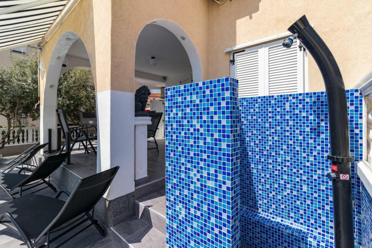 Andriano Apartment Медулин Екстериор снимка